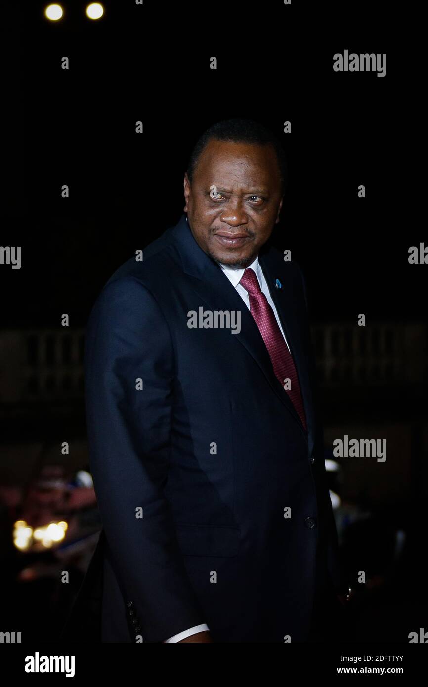 Le Président kenyan Uhuru Kenyatta arrive au Musée d'Orsay pour le dîner à l'occasion de la cérémonie internationale du centenaire de l'armistice de 1918, le 10 novembre 2018 à Paris, en France. Photo de Thibaud Moritz/ABACAPRESS.COM Banque D'Images