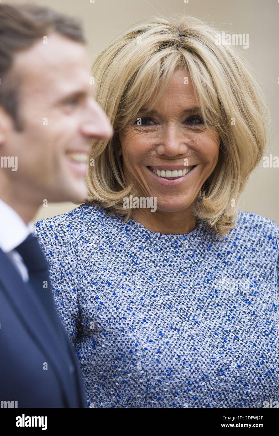 Le président français Emmanuel Macron et sa femme Brigitte Macron au palais présidentiel de l'Elysée à Paris le 27 novembre 2018. Photo par Eliot Blondt/ABACAPRESS.COM Banque D'Images