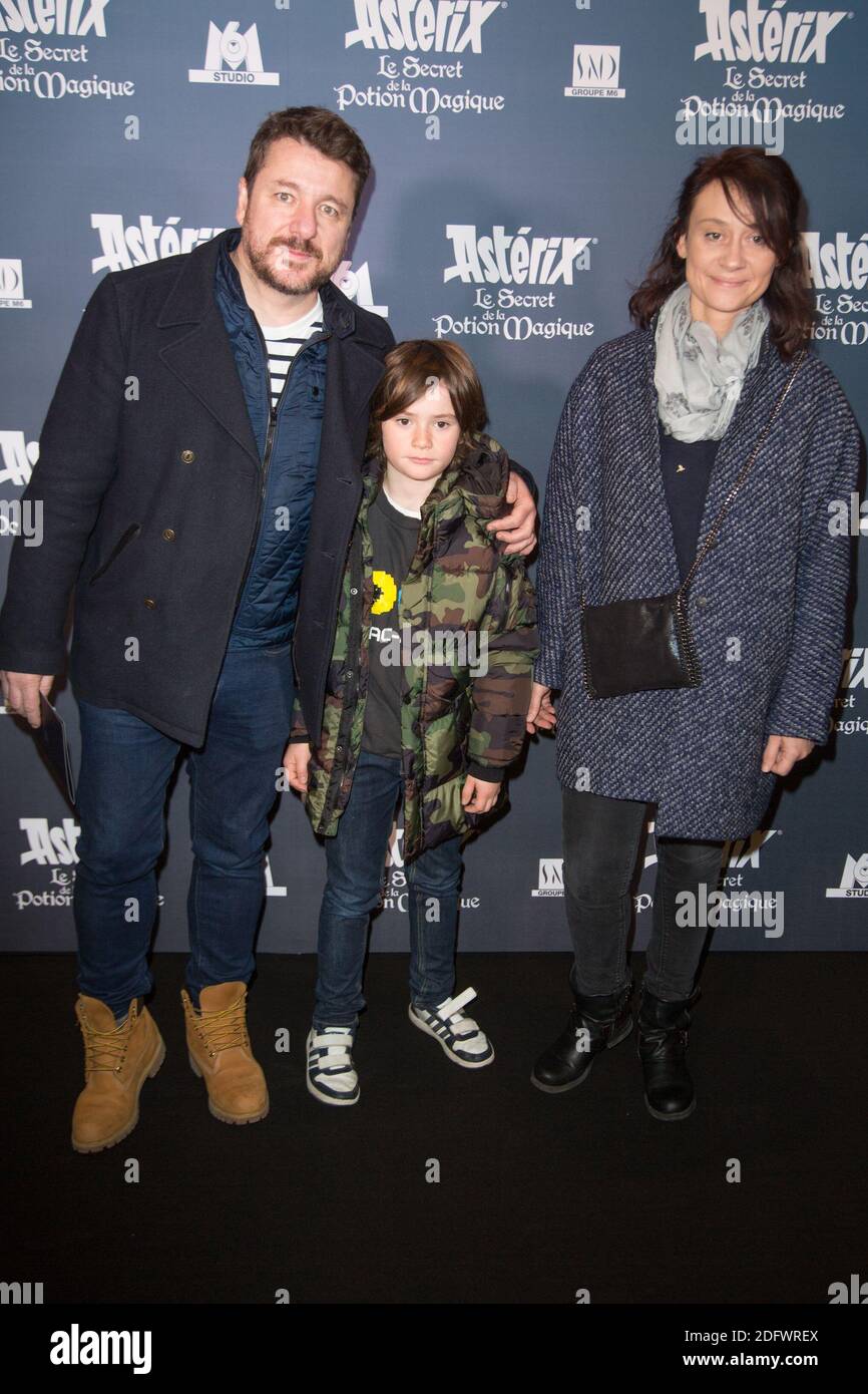 Qui Est La Femme De Bruno Guillon Bruno Guillon avec sa femme Marion et son fils Anatole assister à la  première de Paris 'Astérix - le Secret de la Potion magique' au cinéma UGC  Normandie le 02 décembre 2018
