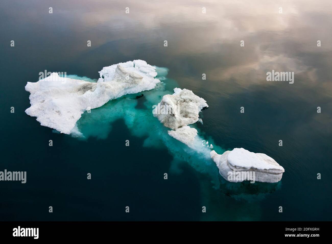 La glace flottante en mer de Tchoukotka, en Russie extrême-orient Banque D'Images