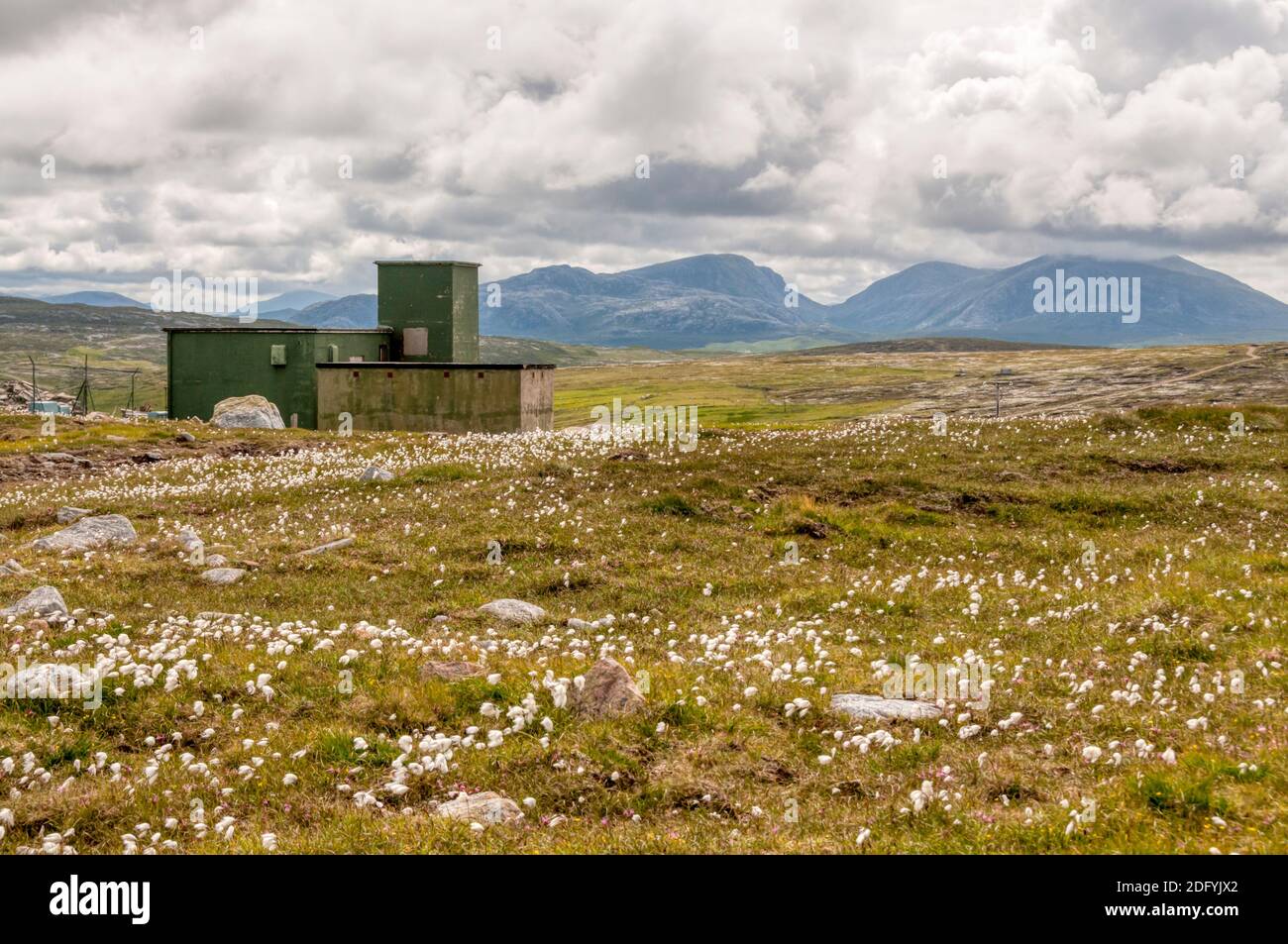 Partie de l'ancienne station radar de type R10 d'Aird Uig à Gallan Head près d'Aird Uig sur Lewis dans les Hébrides extérieures. Détails dans Desc. Banque D'Images