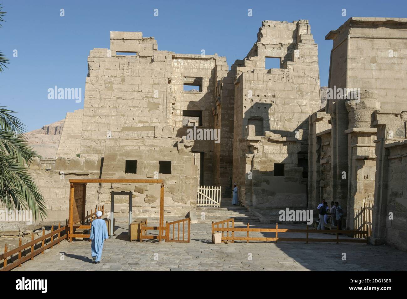 TEMPLE MEDINET HABU, ÉGYPTE Banque D'Images