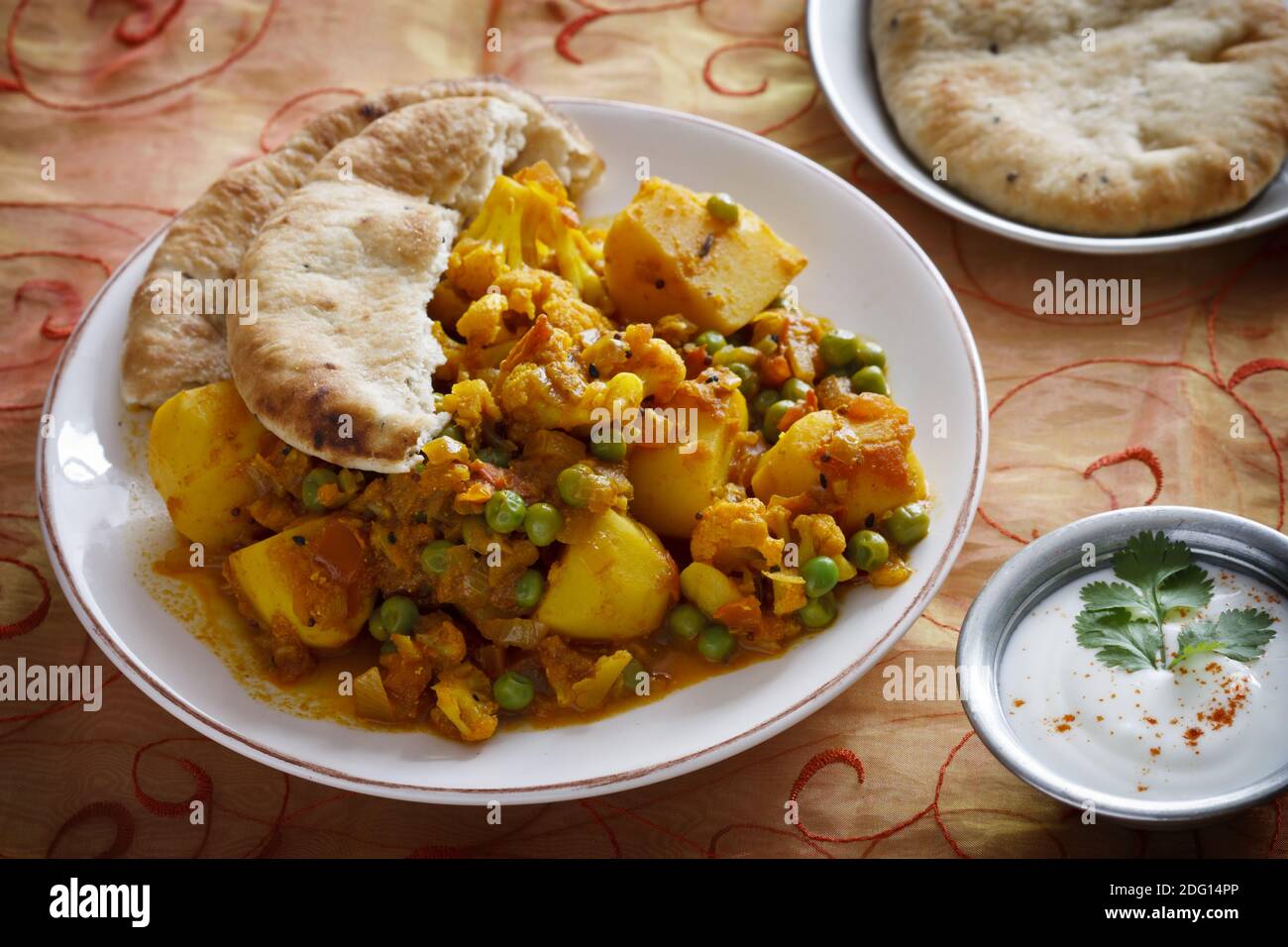 Curry de pommes de terre de chou-fleur Banque D'Images