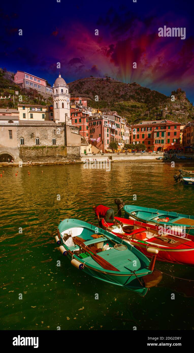 Cinque Terre, Italie. Scénario merveilleux au printemps Banque D'Images