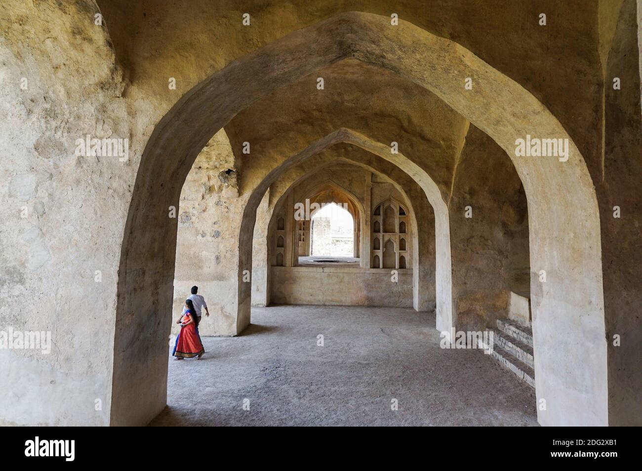 fort de Golkonda à Hyderabad Inde avec des visiteurs, grande architecture, fort de guerre Banque D'Images