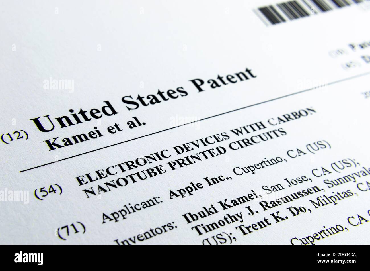 Stone, Staffordshire / Royaume-Uni - novembre 19 2019: Copie papier authentique des États-Unis de brevet sur Apple Inc. Sur l'invention appelée «dispositifs électroniques avec Banque D'Images