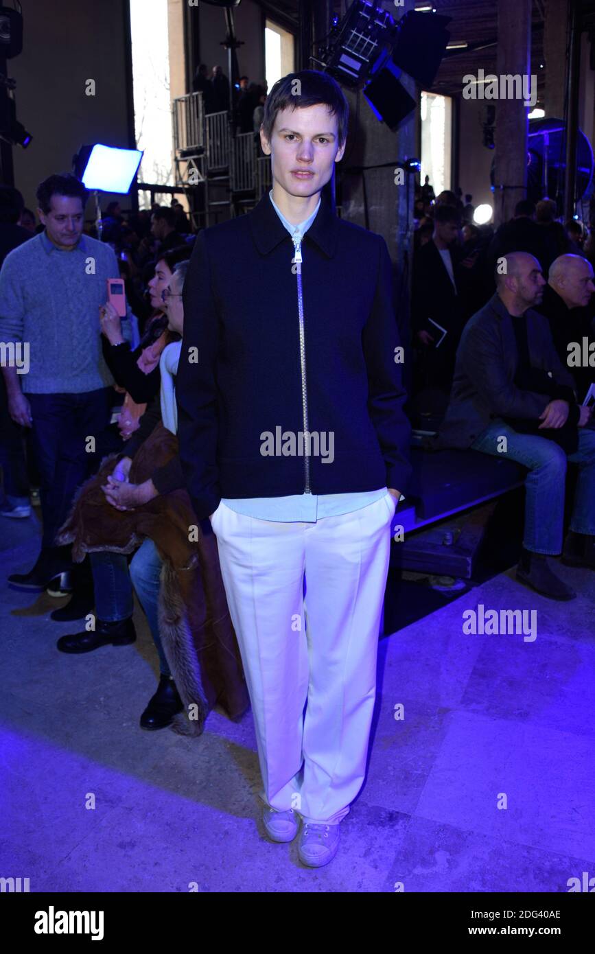 Saskia de Brauw participe au salon Lanvin de vêtements pour hommes automne/hiver 2017-2018 à Paris, France, le 22 janvier 2017. Photo d'Alban Wyters/ABACAPRESS.COM Banque D'Images