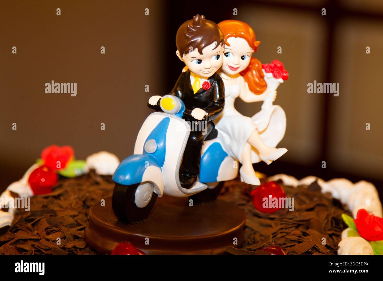 Vintage Wedding Cake Topper Banque D Image Et Photos Alamy