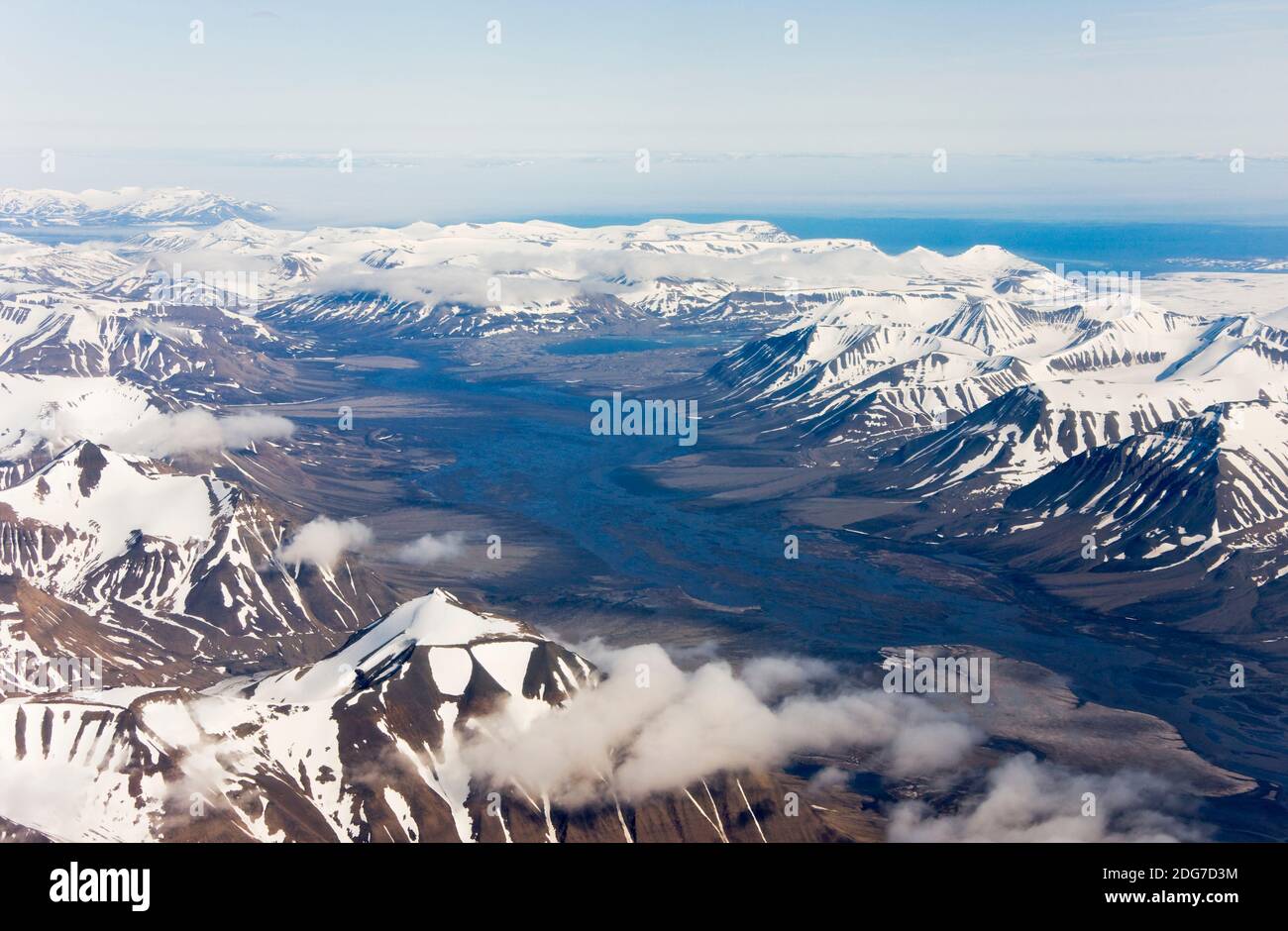 Vue aérienne de snow mountain, Spitzberg, Norvège Banque D'Images