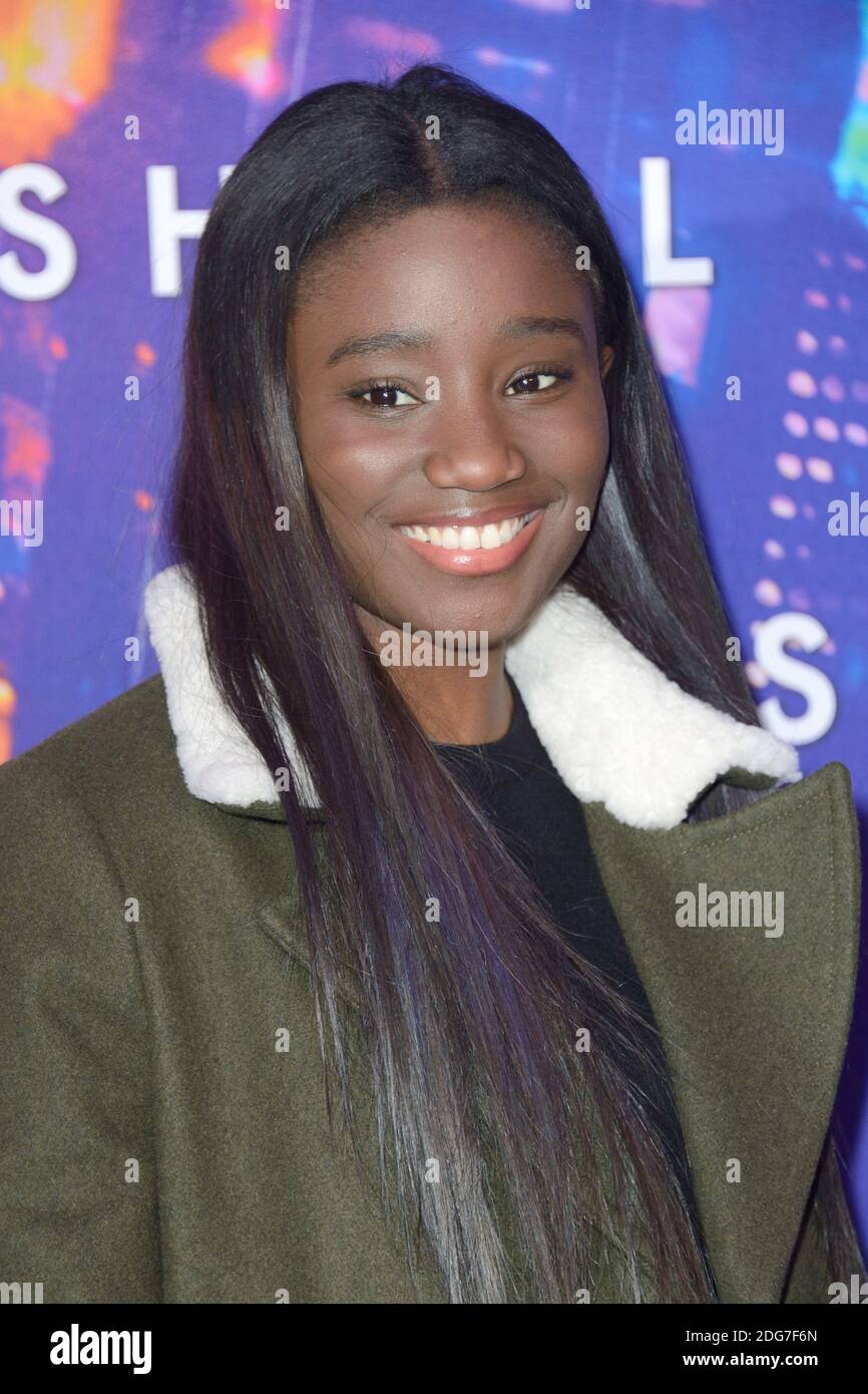 Karidja Toure assister au Ghost dans la première Shell au Grand Rex Cinema à Paris, France, le 21 mars 2017. Photo d'Aurore Marechal/ABACAPRESS.COM Banque D'Images