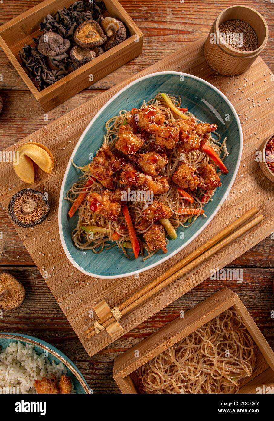 Nouilles chinoises Banque de photographies et d’images à haute résolution Alamy