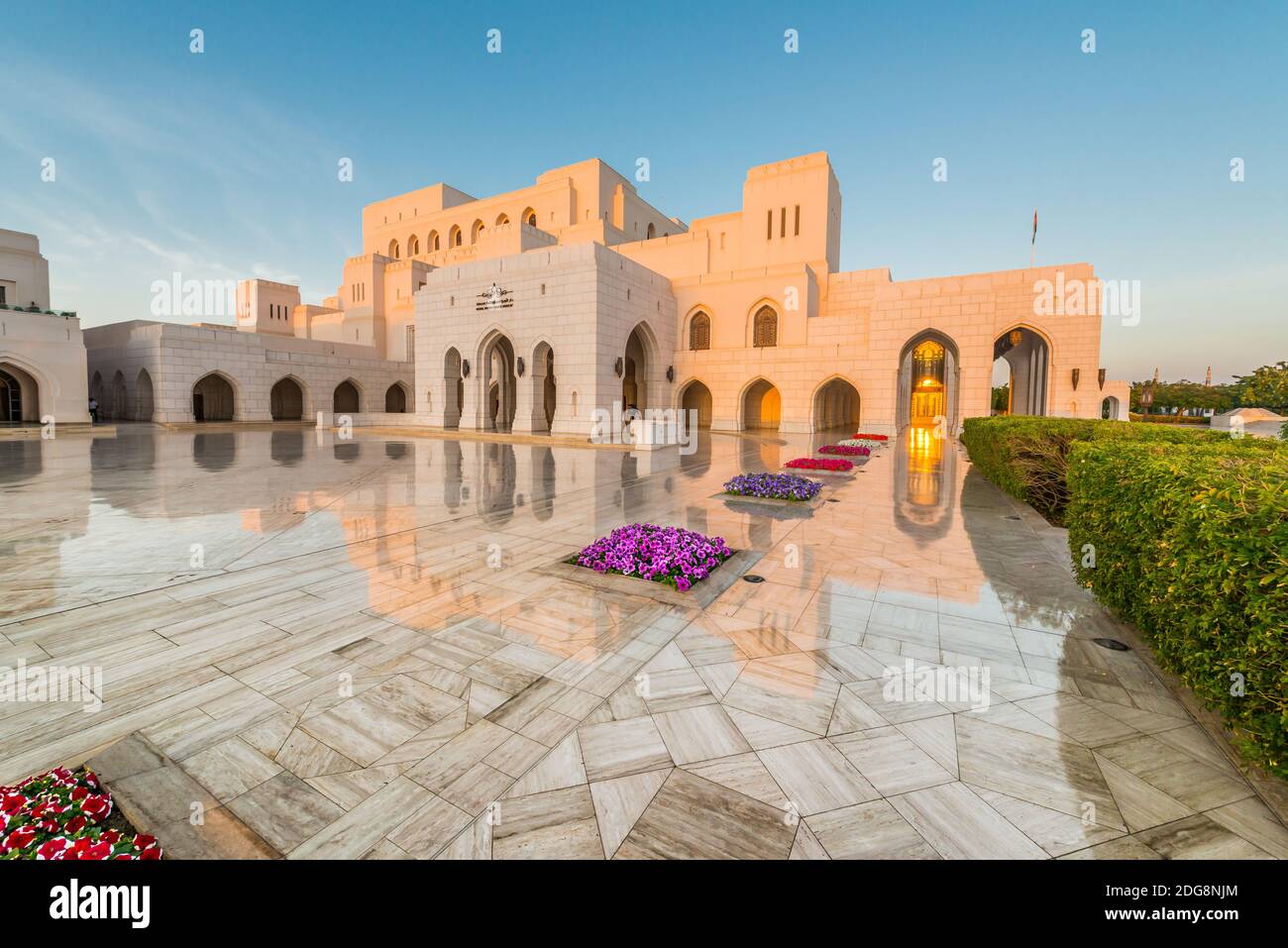 Soleil tardif sur l'Opéra royal de Muscat, Sultanat d'Oman. Banque D'Images