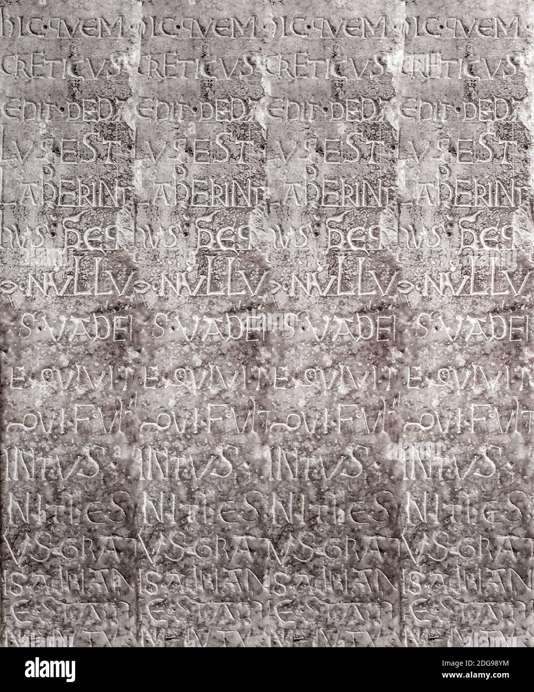 Ancien motif de lettres sculptées Banque D'Images