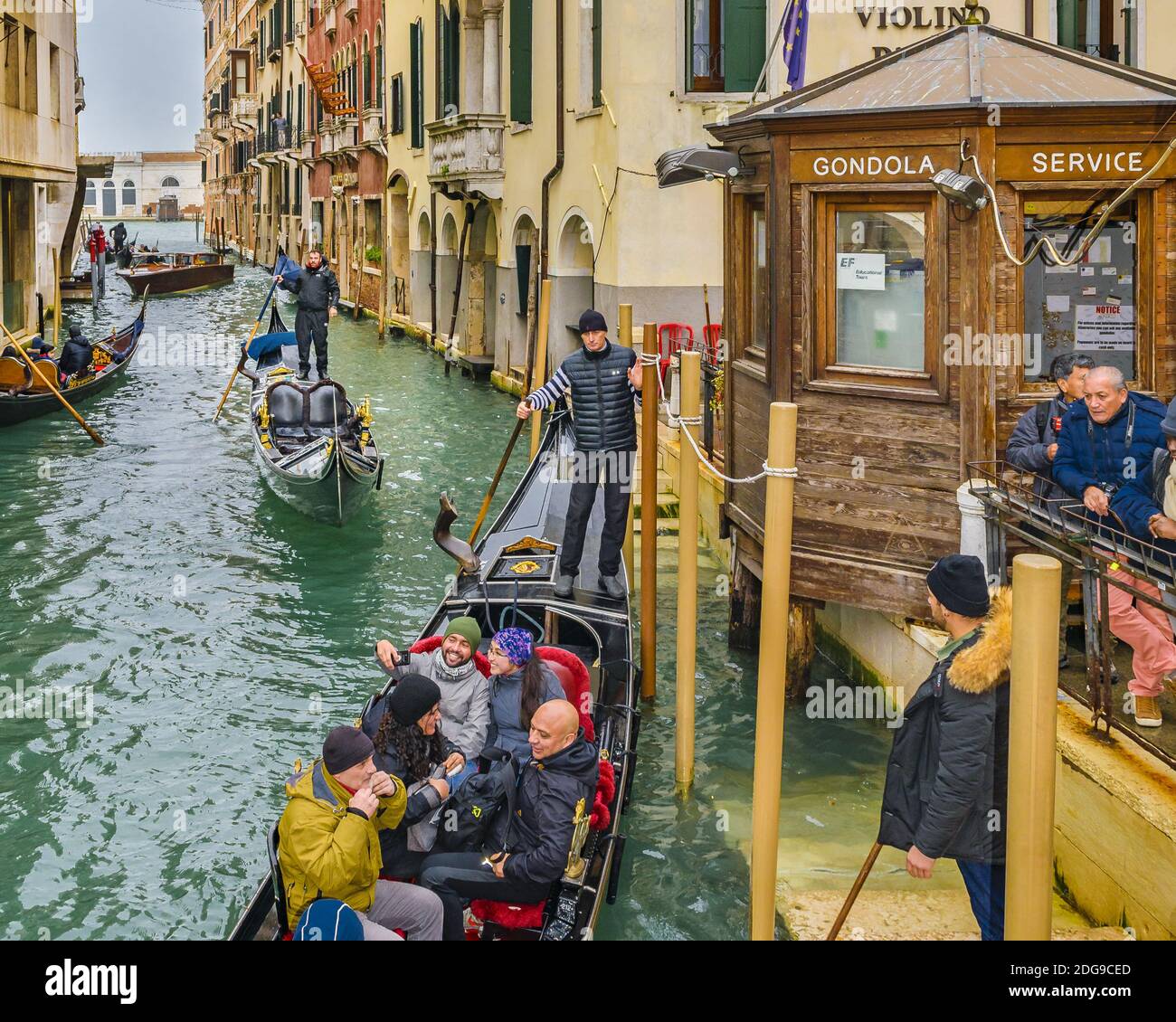 Gondoles au Canal de Venise Banque D'Images