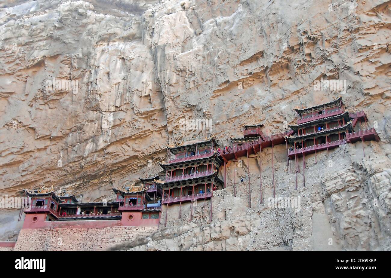 Le Temple suspendu ou Monastère suspendu près de Datong dans la province du Shanxi, en Chine. Le temple suspendu a été construit sur cette falaise il y a environ 1,500 ans. Banque D'Images