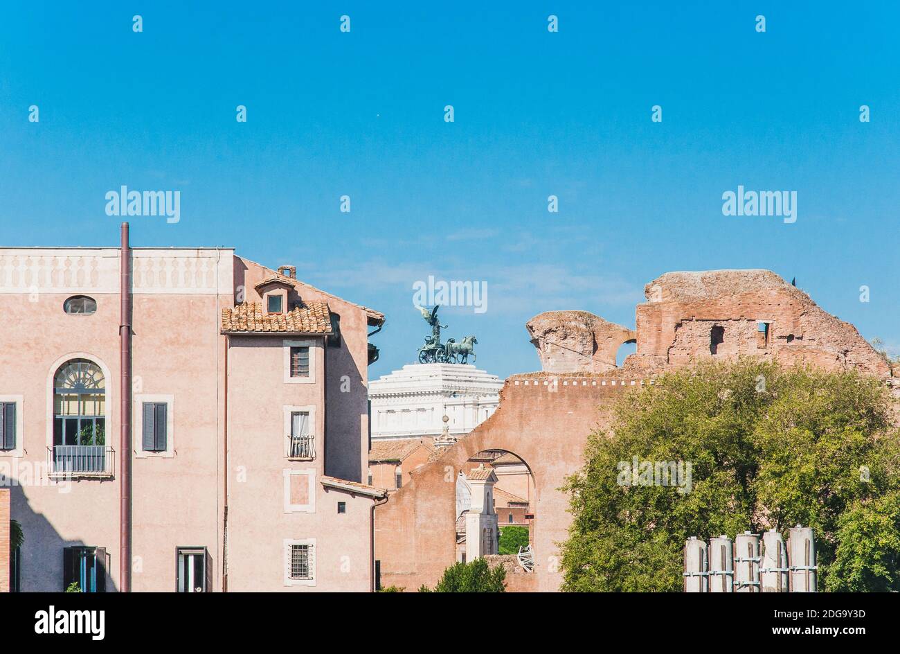 Forum romain autour du Colisée à Rome Banque D'Images