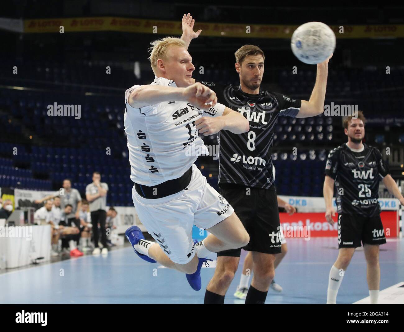 Firo: 05.12.2020 Fuvuball: Soccer: Handball 1. Bundesliga Season 2020/21 THW Kiel - Eulen Ludwigshafen Kreiswurf, Patrick Wiencek | utilisation dans le monde entier Banque D'Images