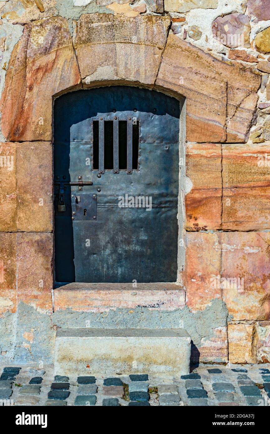 Dungeon Door Jail, Château de Montjuic Barcelone Banque D'Images