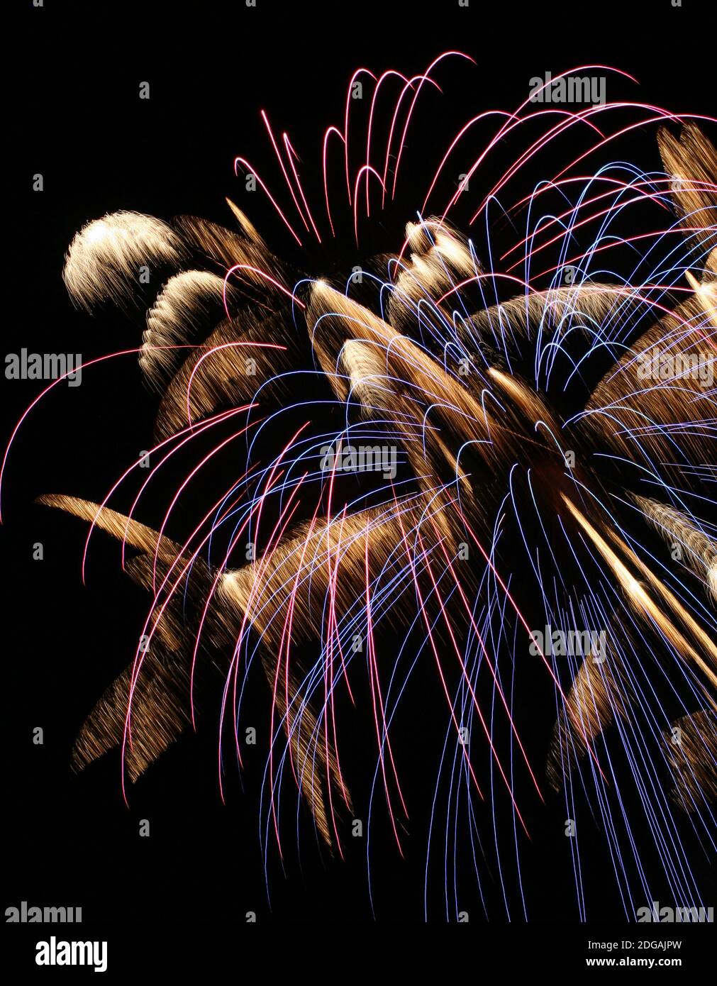 Feux d'artifice colorés pris le 4 juillet Banque D'Images