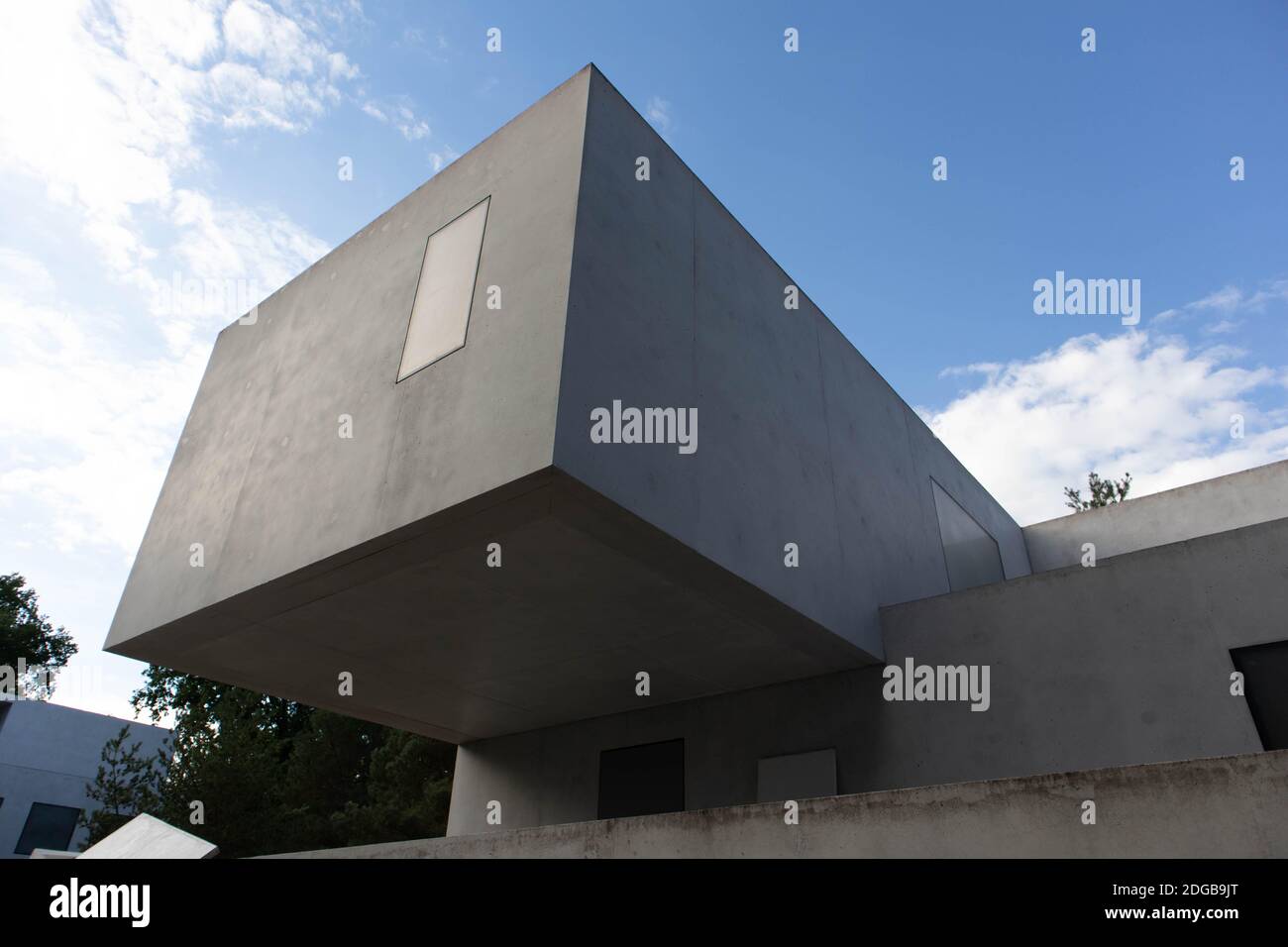 Vue sur les premières maisons modernes Bauhaus, Dessau, Allemagne Banque D'Images