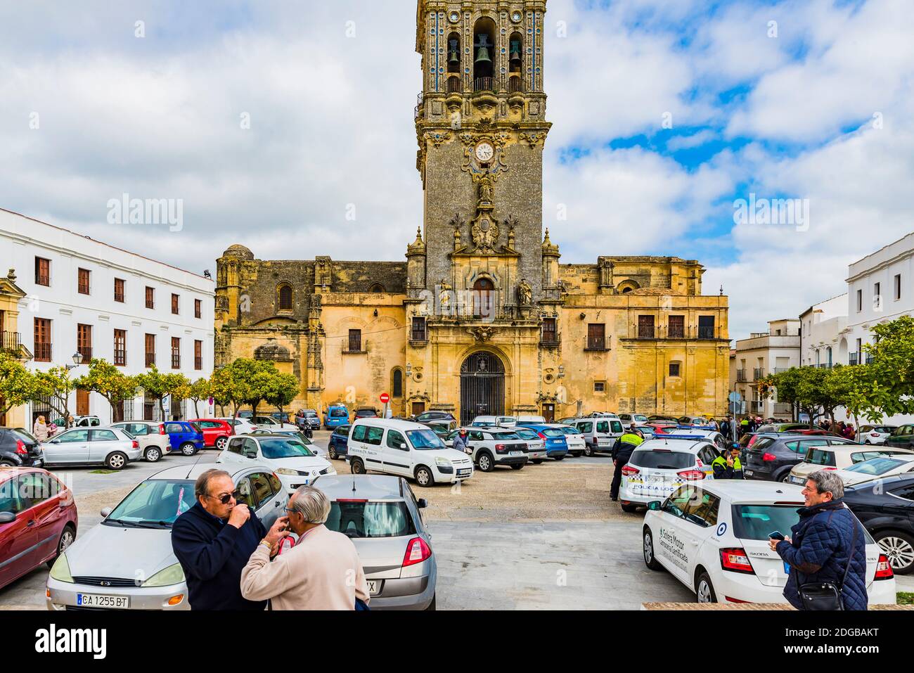 Basílica de Santa María de la Asunción, Plaza del Cabildo. Arcos de la Frontera, Cadix, Andalousie, Espagne, Europe Banque D'Images