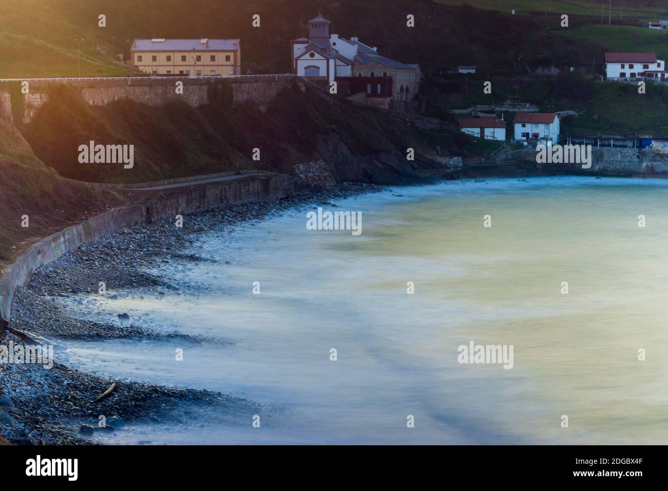 Paysage mer eau soyeuse dans arnao Asturies Banque D'Images