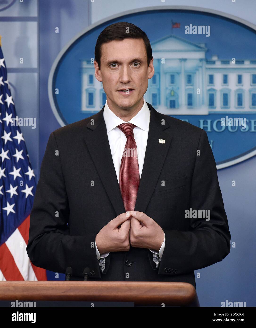 Tom Bossert, conseiller du président Trump en matière de sécurité intérieure, prend la parole lors du briefing quotidien de la salle de presse James Brady à la Maison Blanche le 11 mai 2017 à Washington, DC. Photo par Olivier Douliery/ Sipa USA Banque D'Images