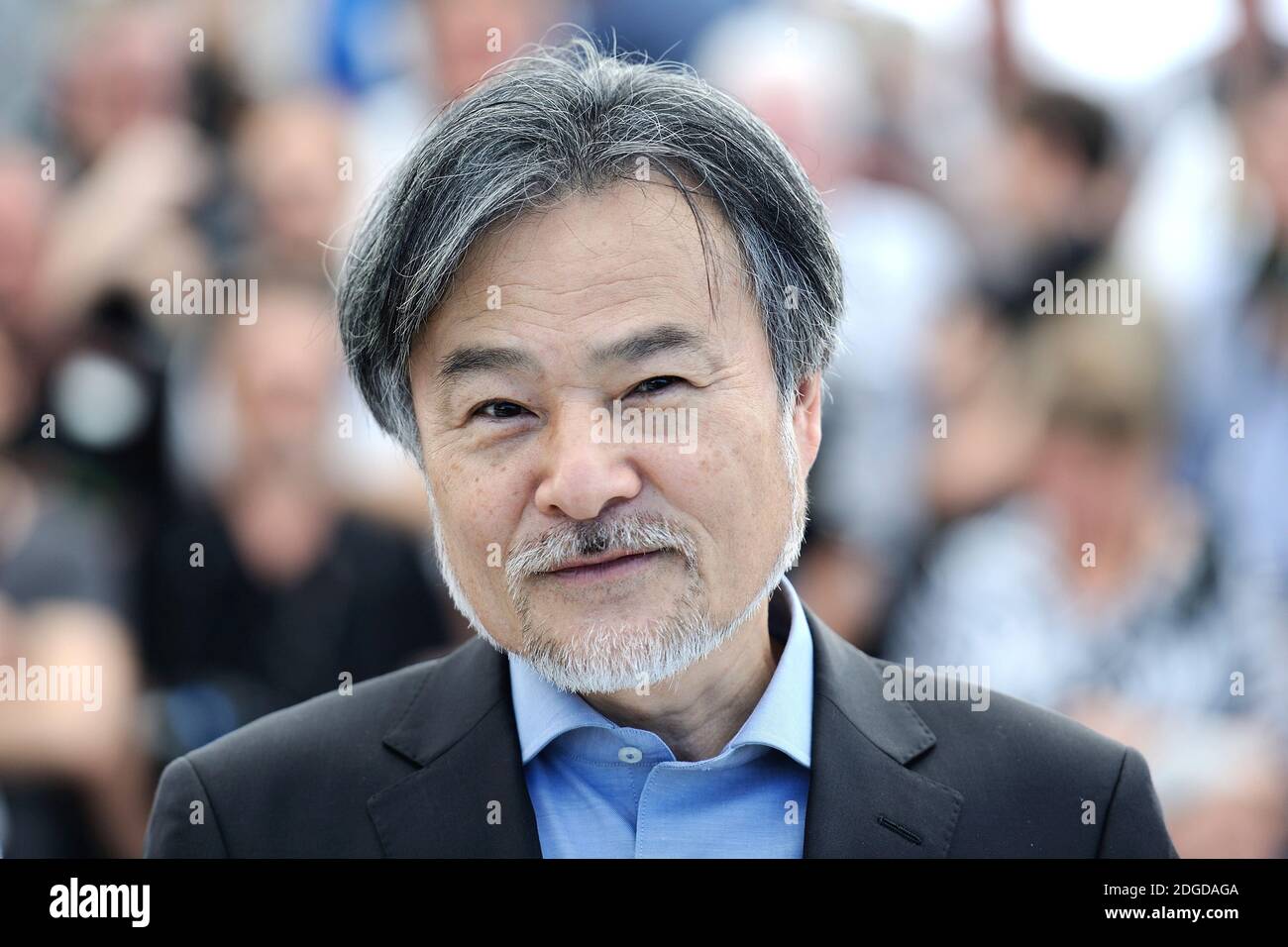 Kiyoshi Kurosawa assistant à la photo avant que nous ne viish (Sanpo Soru Shinryakusha) dans le cadre du 70e Festival de Cannes, le 21 mai 2017. Photo d'Aurore Marechal/ABACAPRESS.COM Banque D'Images