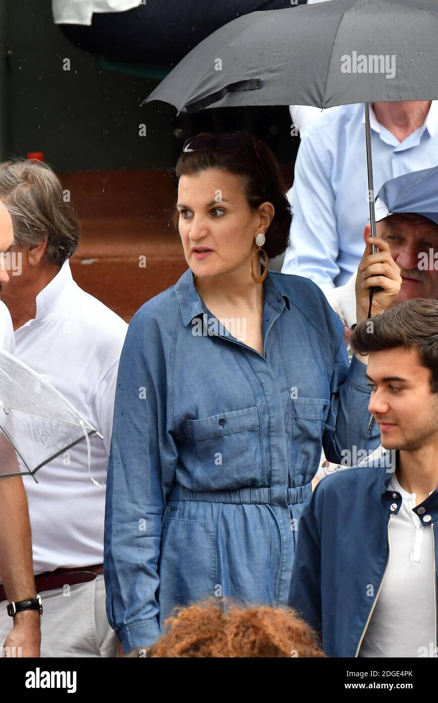 L'actrice Armelle Lesniak participe à l'Open de tennis français de Roland Garros le 2 juin 2017 à Paris. Photo de Laurent Zabulon/ABACAPRESS.COM Banque D'Images