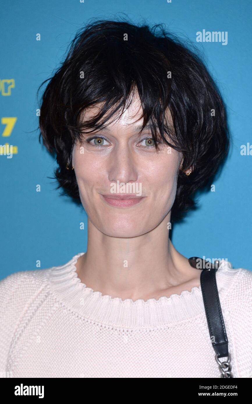 clotilde-hesme-participant-au-diner-de-gala-des-nuits-en-or-2017-a-l-unesco-a-paris-france-le-12-juin-2017-photo-d-aurore-marechal-abacapress-com-2dgedf4.jpg