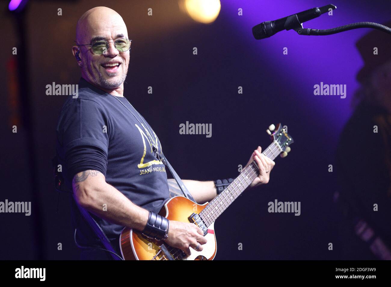 Le chanteur français Pascal Obispo joue en direct sur scène à 'le Tigre' avec son 'Pascal Obispo Tour', le 22 mars 2019 à Margny-les-Compiegne, près de Compiegne, en France. Photo par Edouard Bernaux/Abacapress.com Banque D'Images