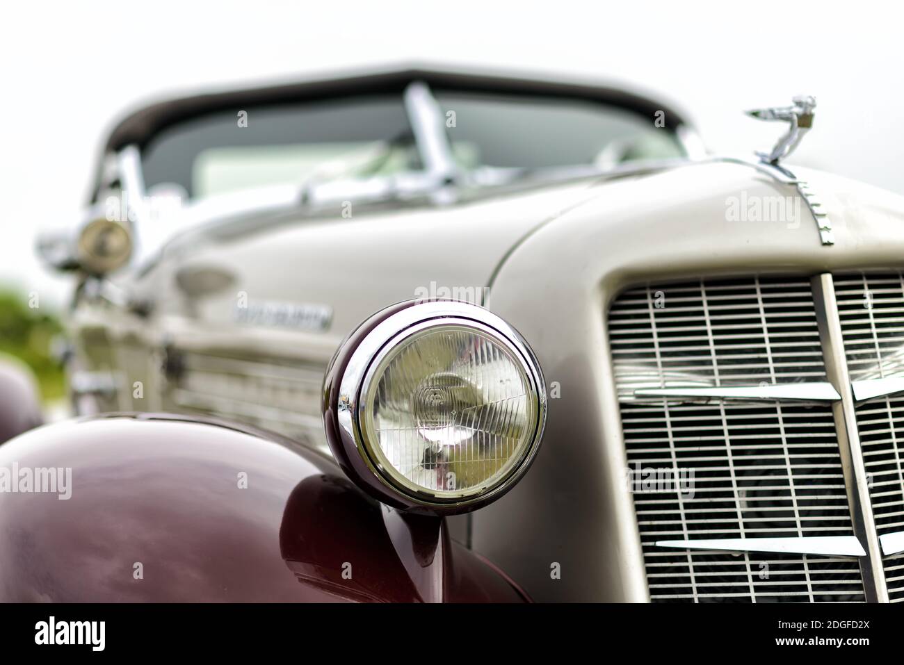 Voiture classique dans un musée Banque D'Images
