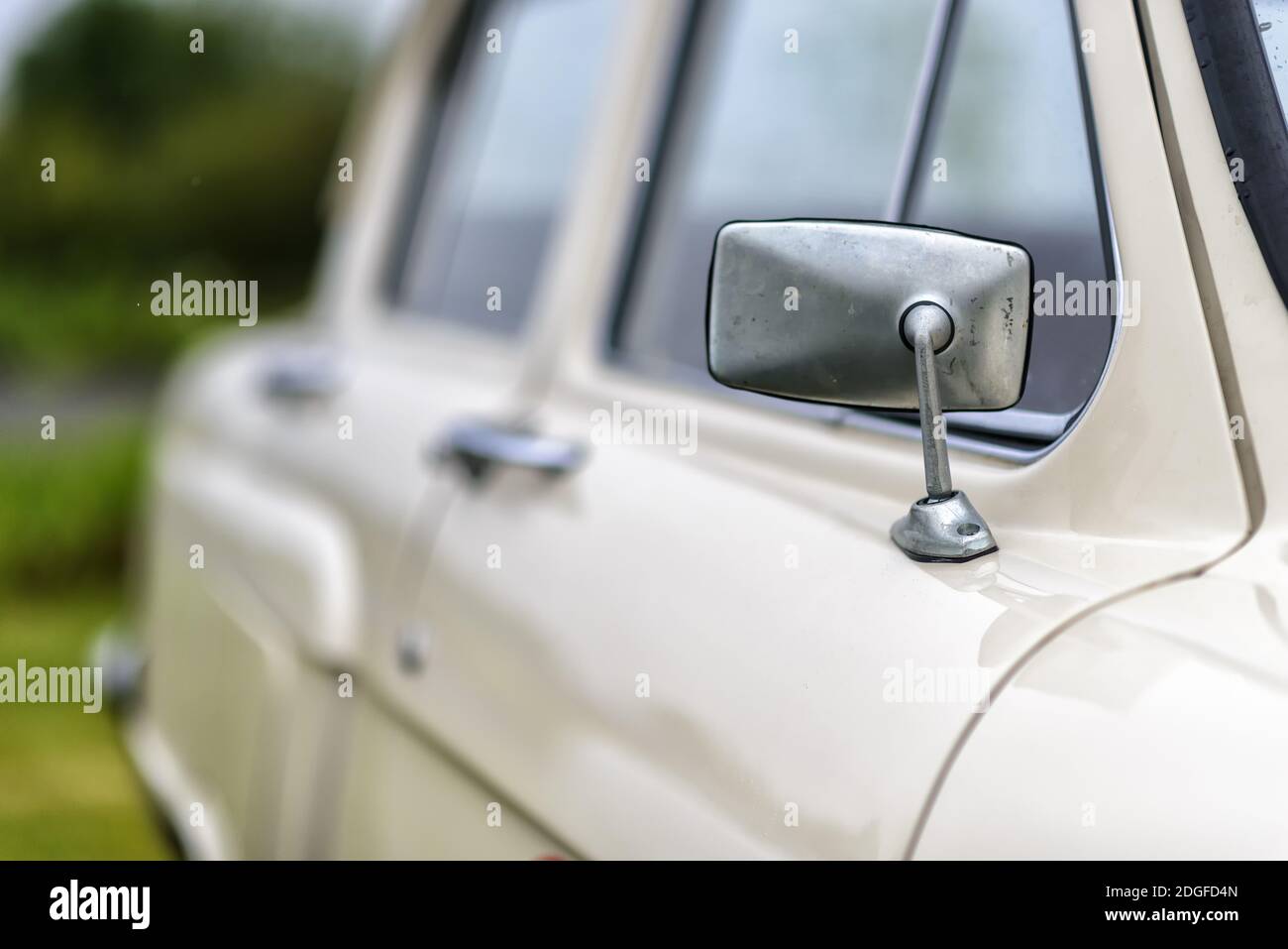 Voiture classique dans un musée Banque D'Images