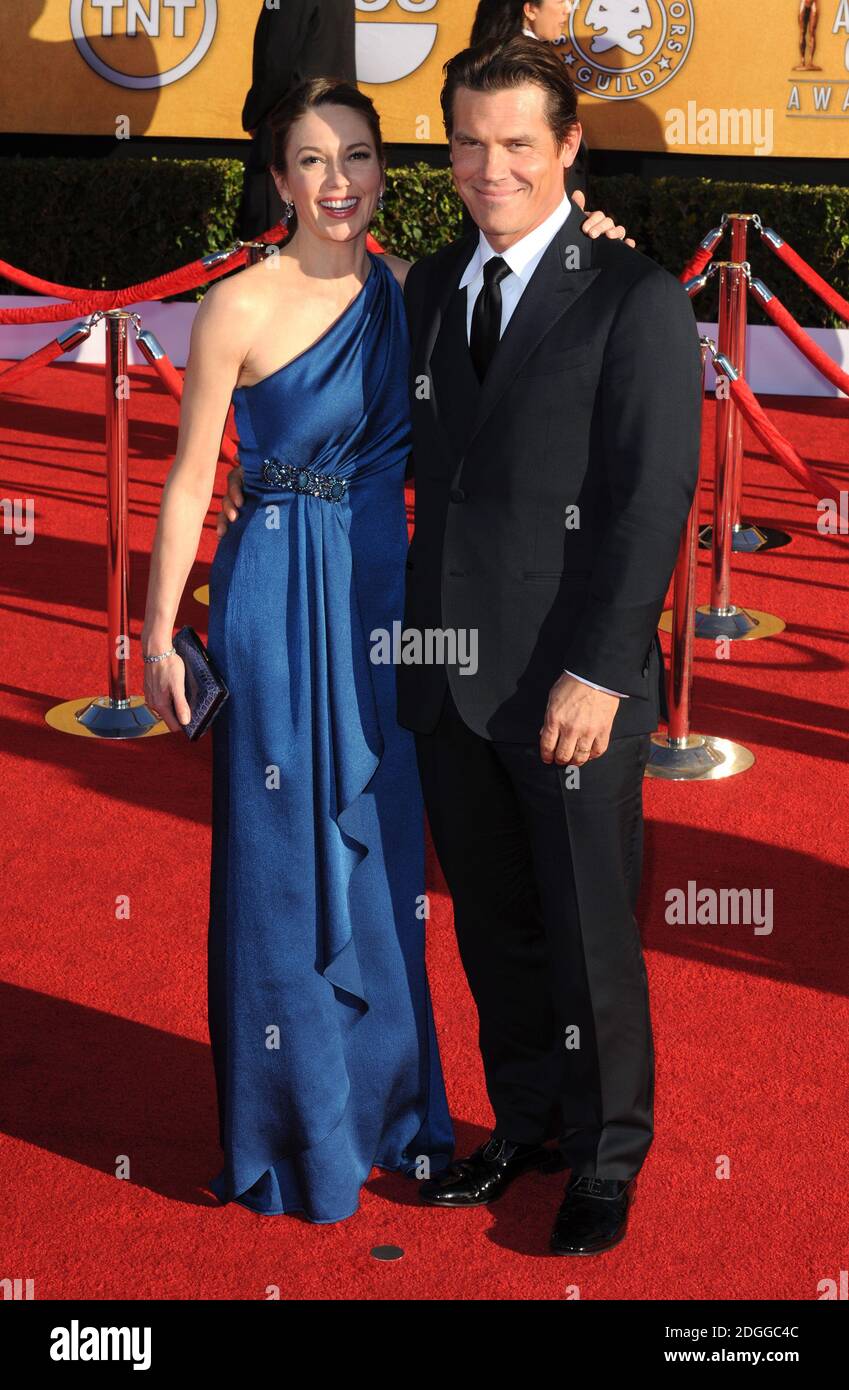 Diane Lane et Josh Brolin à la 18e édition du Screen Actors Guild Awards (SAG), Shrine Auditorium, Los Angeles, Californie. Banque D'Images