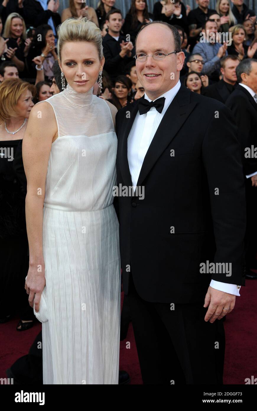 Le Prince Albert II de Monaco et son épouse Charlene Wittstock arrivent pour les 84e Academy Awards au Kodak Theatre de Los Angeles. Banque D'Images