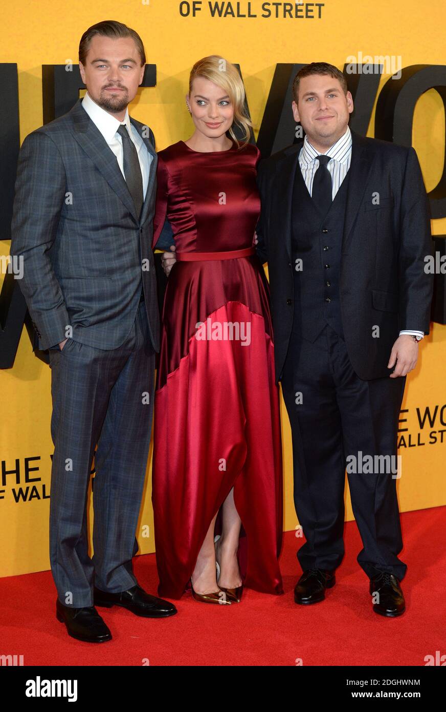 Leonardo DiCaprio, Margot Robbie et Jonah Hill arrivant à la première Wolf of Wall Street UK, Odeon Cinema, Leicester Square, Londres. Banque D'Images