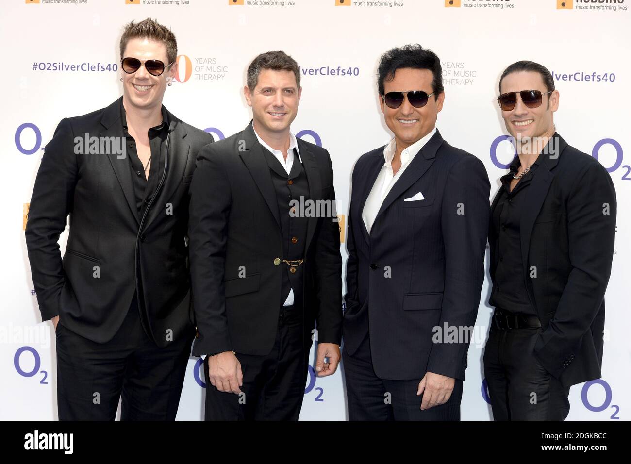 David Miller, Sébastien Izambard, Carlos Marin et Urs Buhler d'il Divo ont assisté aux Oscars 2 Silver Clef de Nordouff Robbins 2015, qui se sont tenus à l'hôtel Grosvenor House, Park Lane, Londres. (Crédit obligatoire : DOUG PETERS/EMPICS Entertainment) Banque D'Images