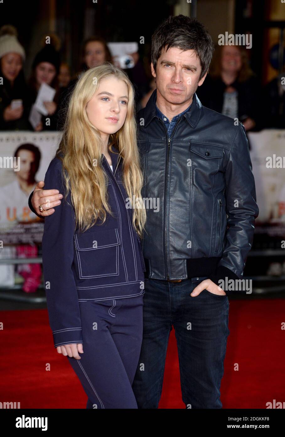 Noel Gallagher et sa fille Anais Gallagher arrivent à la première de Burnt, à vue West End à Leicester Square, Londres. Le crédit photo doit être lu par Doug Peters/EMPICS Entertainment Banque D'Images