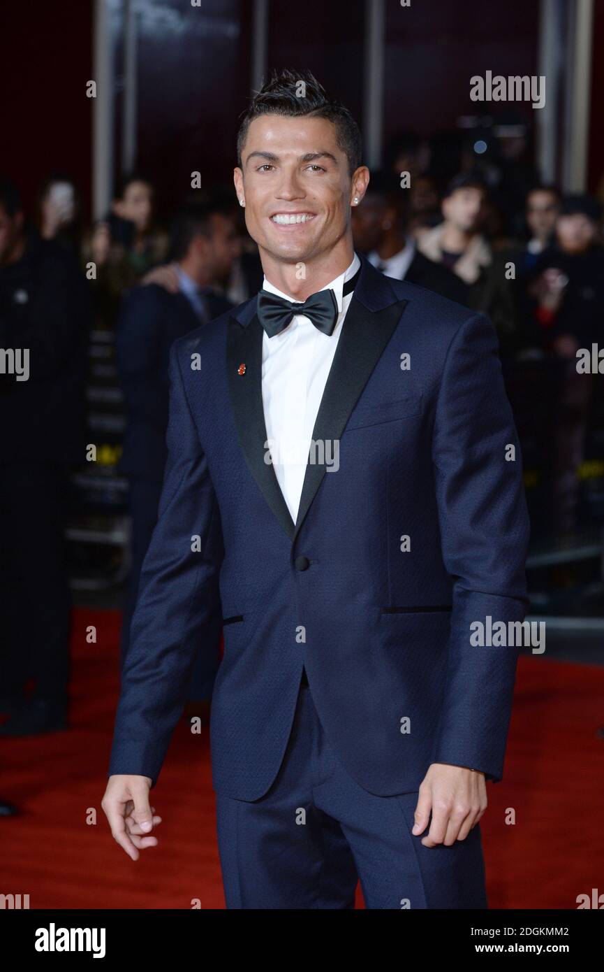 Cristiano Ronaldo assiste à la première mondiale de Ronaldo au vue West End Cinema à Leicester Square, Londres. Banque D'Images