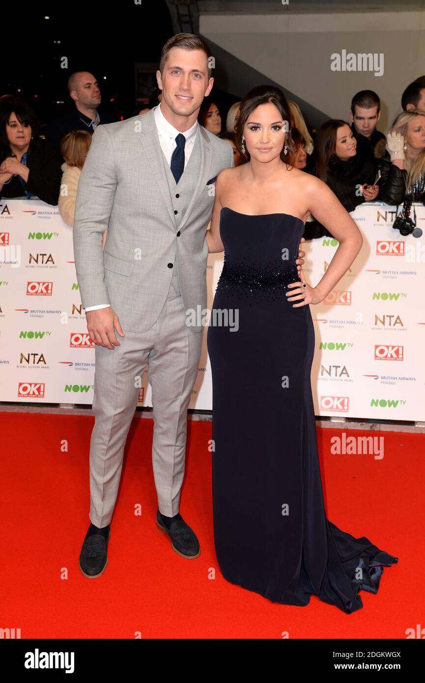 Jacqueline Jossa et Dan Osborne assistent aux National Television Awards 2016 à l'O2 Arena de Londres. Banque D'Images