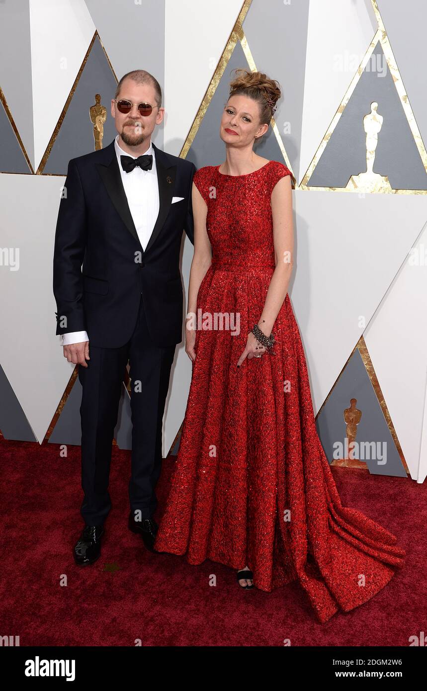 Love Larson et Eva von Bahr arrivent aux 88e Academy Awards qui se tiennent au Dolby Theatre à Hollywood, Los Angeles, CA, Etats-Unis, le 28 février 2016. Banque D'Images