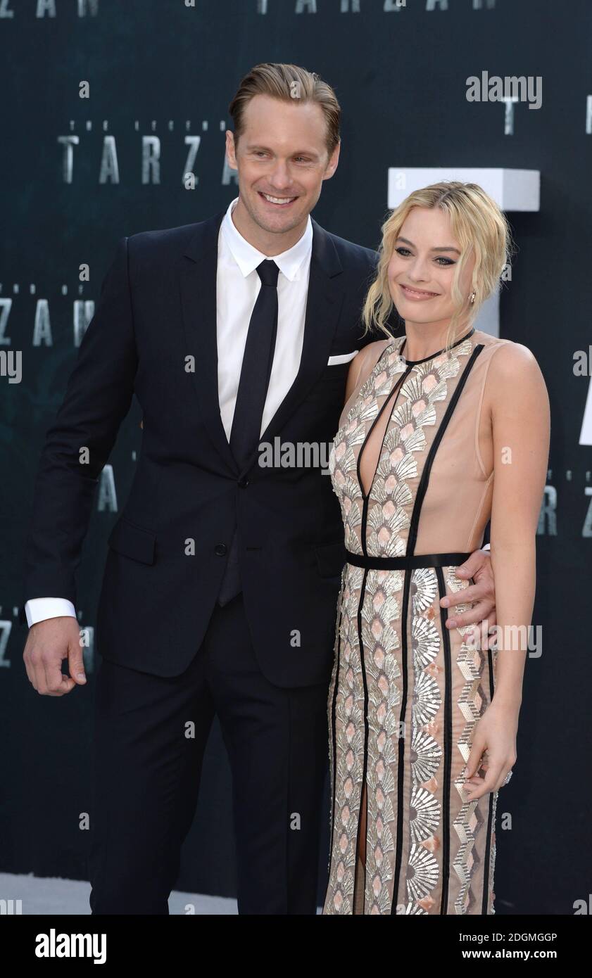 Alexander Skarsgard et Margot Robbie participant à la Légende de Tarzan première européenne tenue à l'Odeon Leicester Square, Londres photo Credit devrait lire Doug Peters/ EMPICS Entertainment Banque D'Images