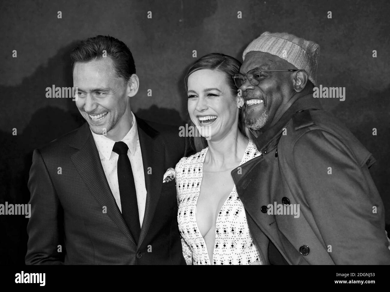 Note aux éditeurs, recadrage alternatif, image convertie en noir et blanc. Tom Hiddleston, Brie Larson et Samuel L. Jackson participant à la première européenne de Kong: Skull Island, qui s'est tenue à Cineworld Empire Leicester Square, Londres. Date de la photo mardi 28 février 2017. Le crédit photo doit être lu par Doug Peters/EMPICS Entertainment. Banque D'Images