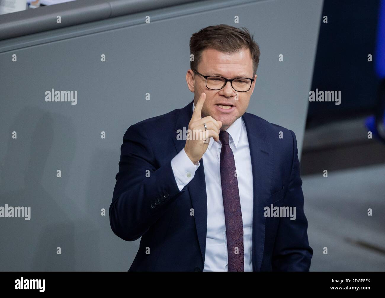 Berlin, Allemagne. 09e décembre 2020. Carsten Schneider (SPD), membre du Bundestag allemand, prend la parole au cours du débat général sur le budget fédéral au Bundestag. Credit: Christoph Soeder/dpa/Alay Live News Banque D'Images