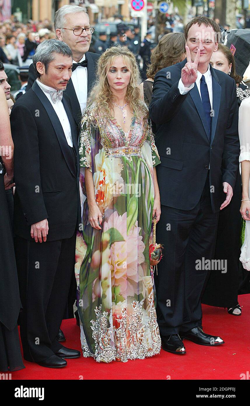 Emmanuel Beart et Quentin Tarantino à la soirée d'ouverture du Festival de Cannes 2004, pour la première de Bad Education . Doug Peters/allactiondigital.com Banque D'Images