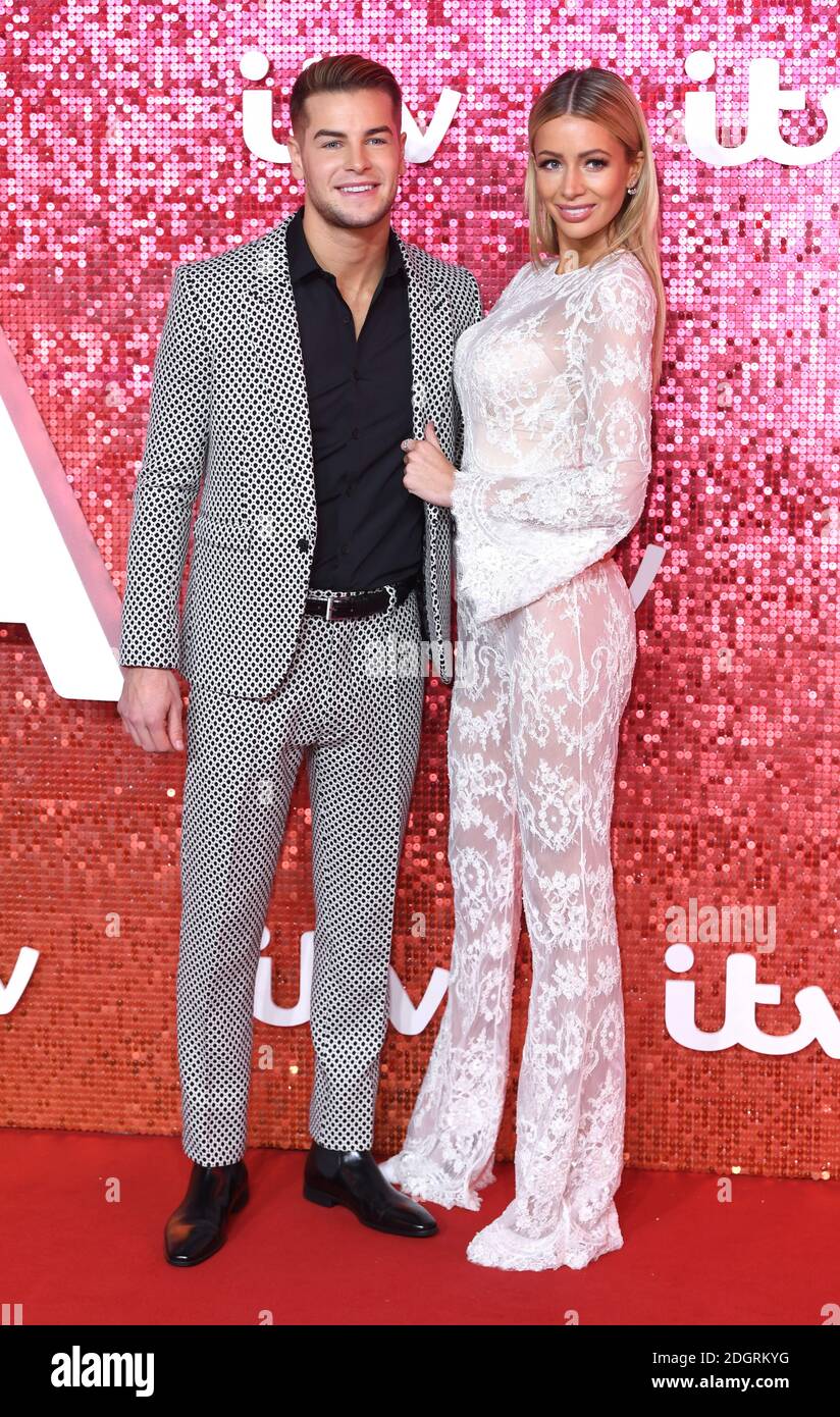 Chris Hughes et Olivia Attwood assistent au Gala 2017 de l'ITV au London Paladium, Londres. Le crédit photo devrait se lire comme suit : Doug Peters/EMPICS Entertainment Banque D'Images