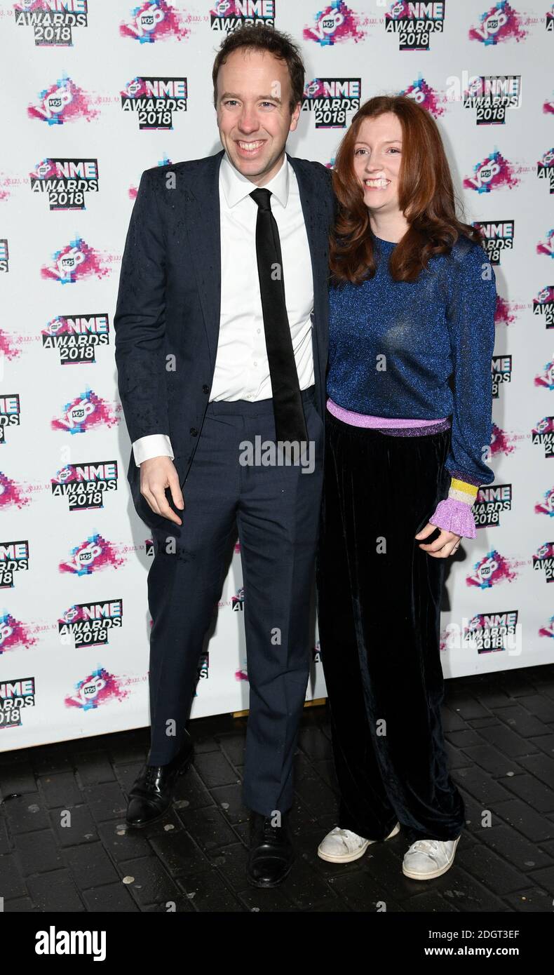 Le secrétaire d'État au numérique, à la Culture, aux médias et au Sport Matt Hancock et son épouse Martha ont assisté aux VO5 NME Awards 2018 qui se sont tenus à l'O2 Brixton Academy, à Londres Banque D'Images