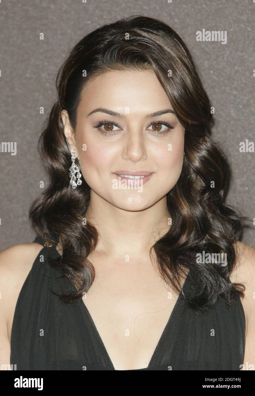 Preity Zinta y assiste. Banque D'Images