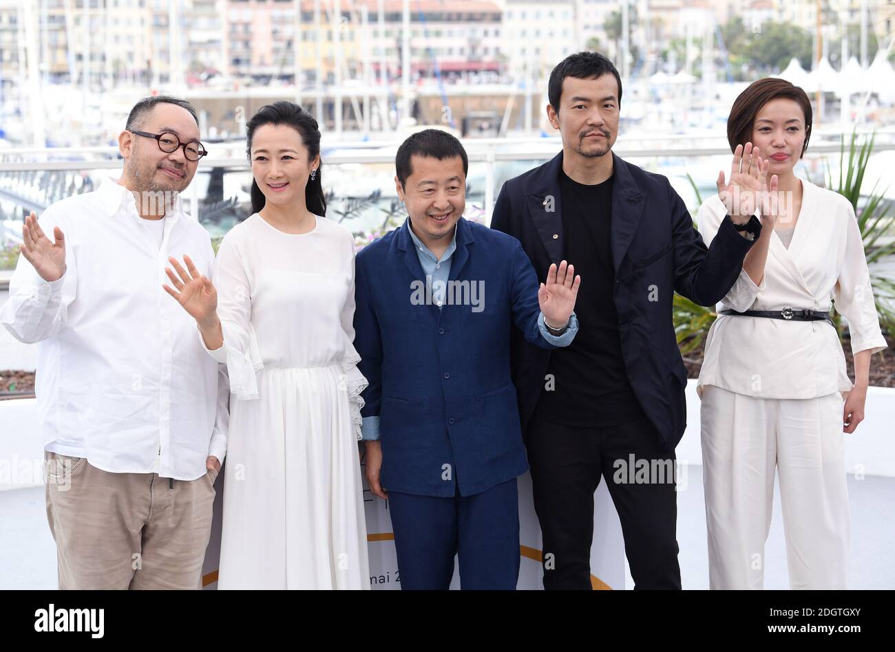 Zhang Yibai, Zhao Tao, Jia Zhang-Ke et Liao Fan assister à l'Ash est un photocall blanc puriste dans le cadre du 71e Festival de Cannes au Palais de Festival, qui fait partie du 71e Festival de Cannes. Banque D'Images