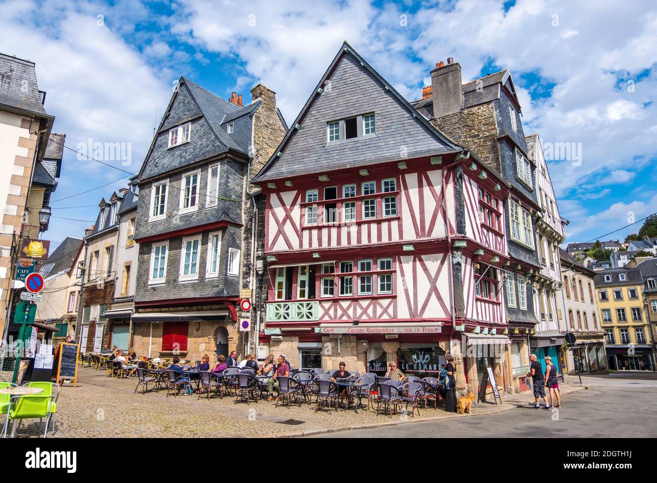 Morlaix, France - 28 août 2019 : maisons traditionnelles à colombages dans la vieille ville de Morlaix, département de Finistère, Bretagne Banque D'Images
